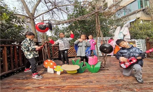 户外表演展风采 自主游戏欢乐多- 实幼快讯- 常州市天宁区实验幼儿园